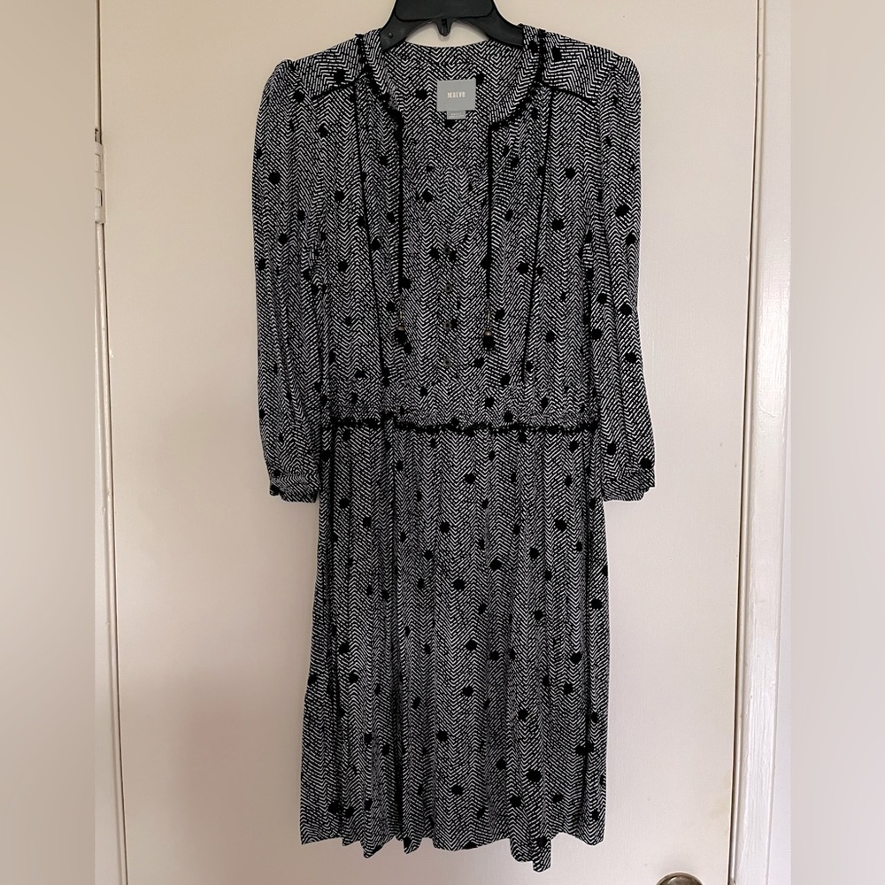 Black and white light weight dress